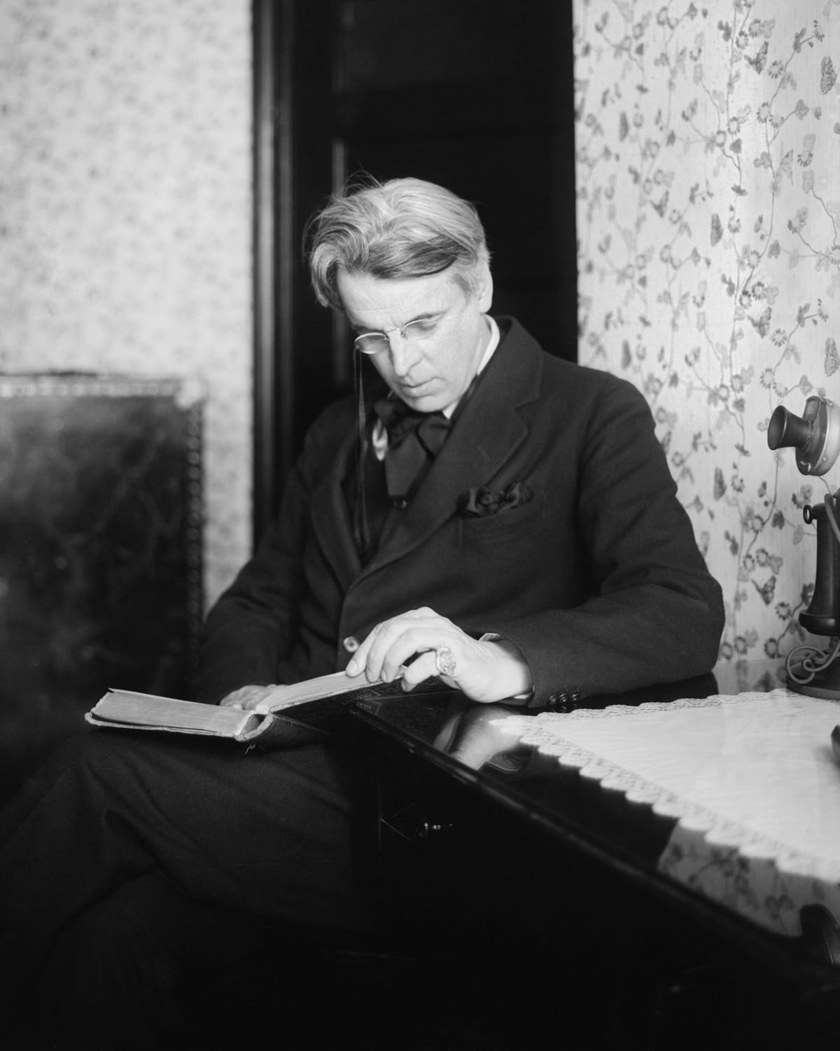 william yeats biography